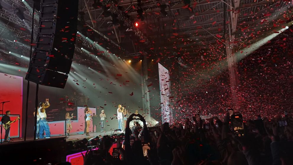 Momentul în limba română care a TOPIT MII de oameni la concertul lui Ricky Martin! A cântat în spaniolă, a electrizat în engleză, dar cu ce a spus în română, Ricky Martin a făcut sala de vibreze