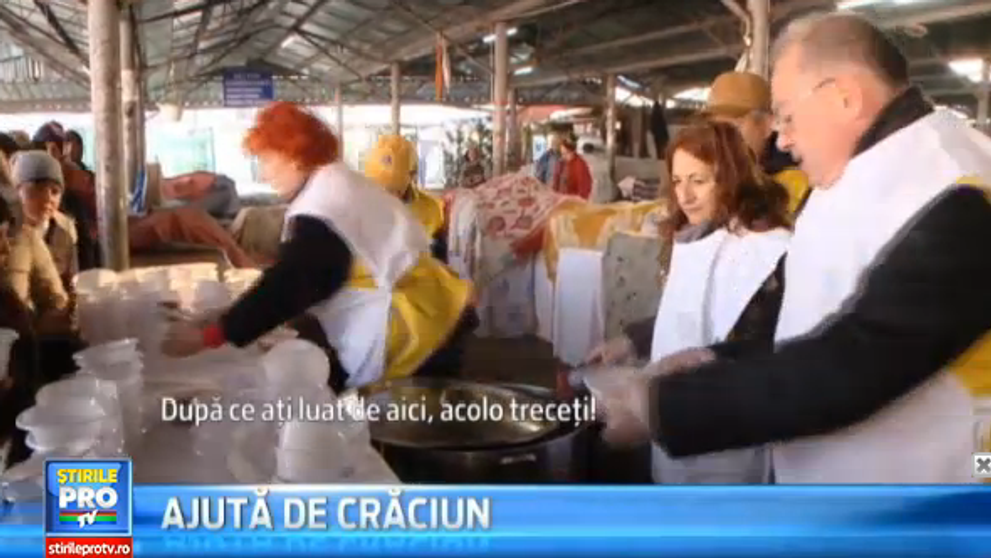 Gest impresionant al unei asociatii din Timisoara. A impartit mancare oamenilor nevoiasi: 