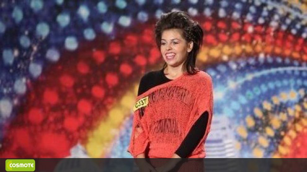 Fata cu ciorapii rupti care a trecut in semifinale: 