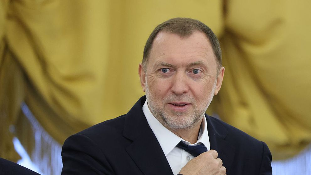 Un miliardar rus a propus ca oamenii să muncească 12 ore pe zi, de șase ori pe săptămână: ”Trebuie să muncim mai mult”