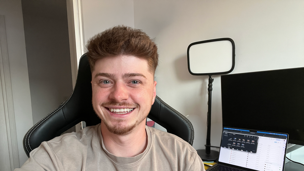 Cine este Iulian Lemnaru, influencerul urmărit de peste 1 milion de oameni pe TikTok: „Am o idee, un vis si o să devină realitate, o să vedeți!”
