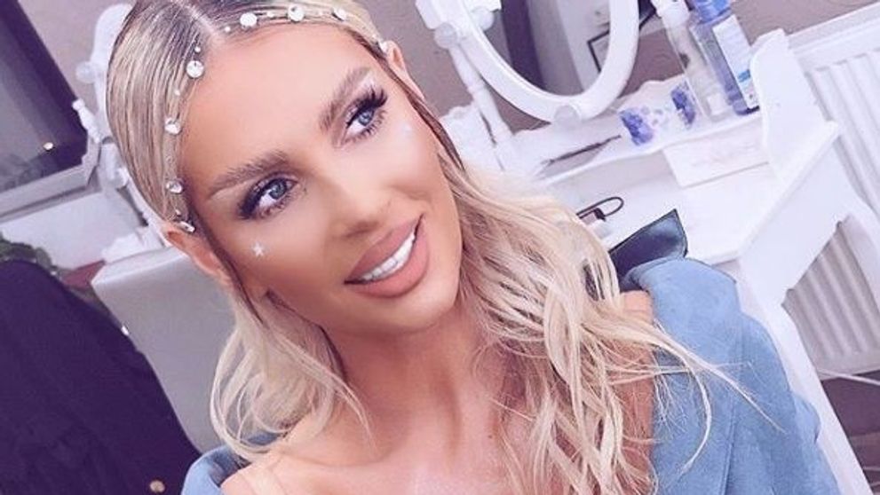 Andreea Bănică a ajuns la spital înainte de Sărbători: “Durerile lombare nu-mi dau pace”