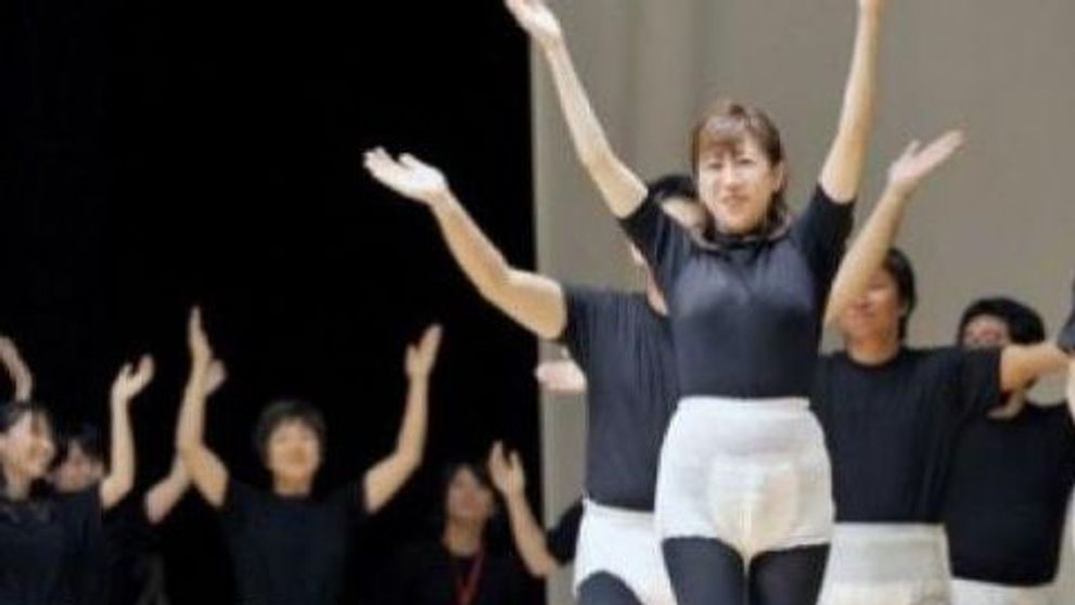 Scutecele, un trend bizar in randul femeilor japoneze. Pe barbati nu ii deranjeaza ca iubitele lor poarta asa ceva. FOTO