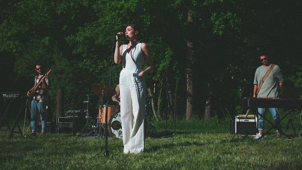 Francis On My Mind este prima artistă din România inclusă în proiectul global Music Galaxy Thursday