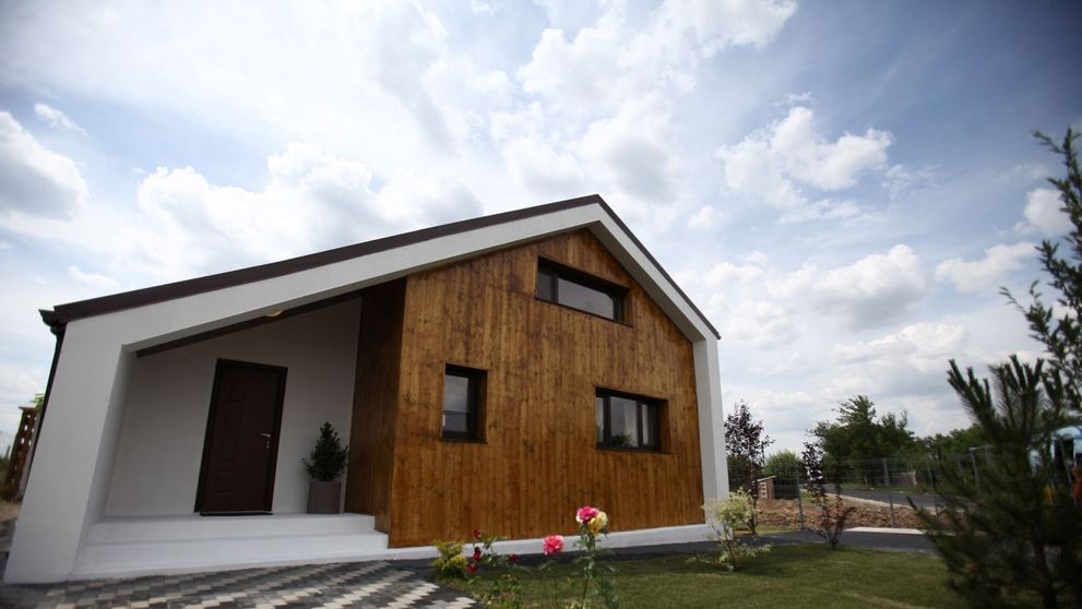 Echipa Visuri la cheie a transformat inca o casa intr-o locuinta de vis! Milioane de romani au fost martorii emotiei unui nou vis implinit!