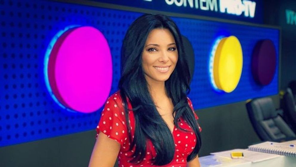 Corina Caragea, fotografie de arhivă! Cum arăta vedeta PRO TV când era mică