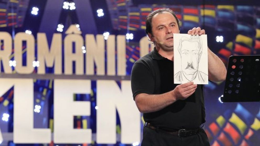 Sorin Ursan, omul pe care soarta nu l-a inzestrat cu unul, ci cu doua talente deosebite: muzica si desen
