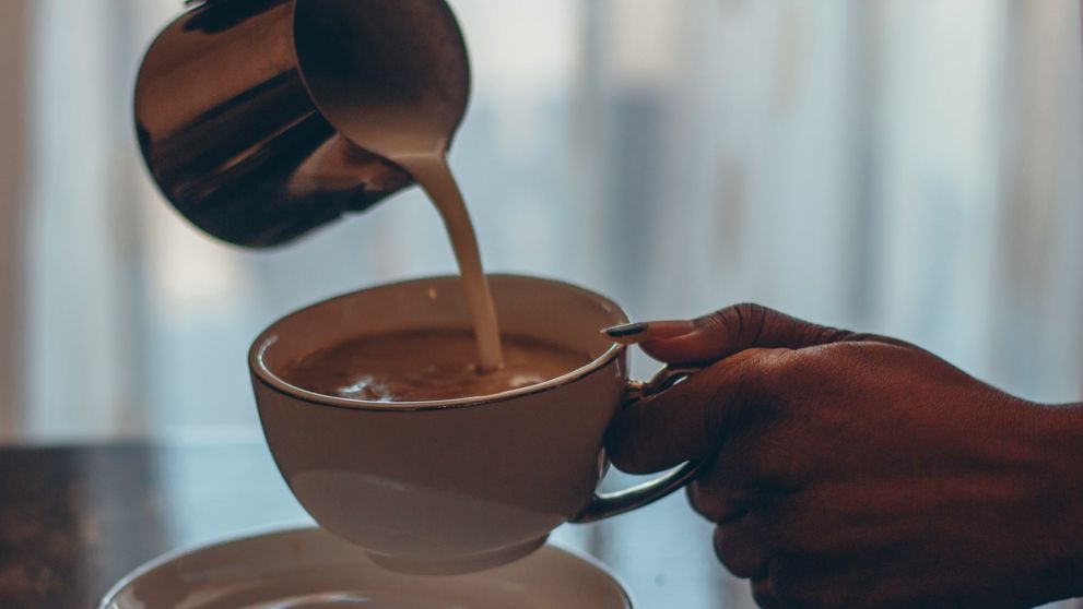 (P) Barista la tine acasă: cum să prepari cele mai populare cafele