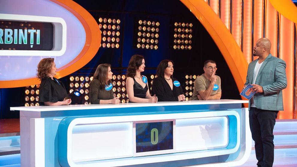 „Ce spun românii” revine astăzi, de la ora 18:00, la PRO TV! Anca Dumitra, Ecaterina Ladin, Denis Hanganu și George Ivașcu, printre invitații speciali!