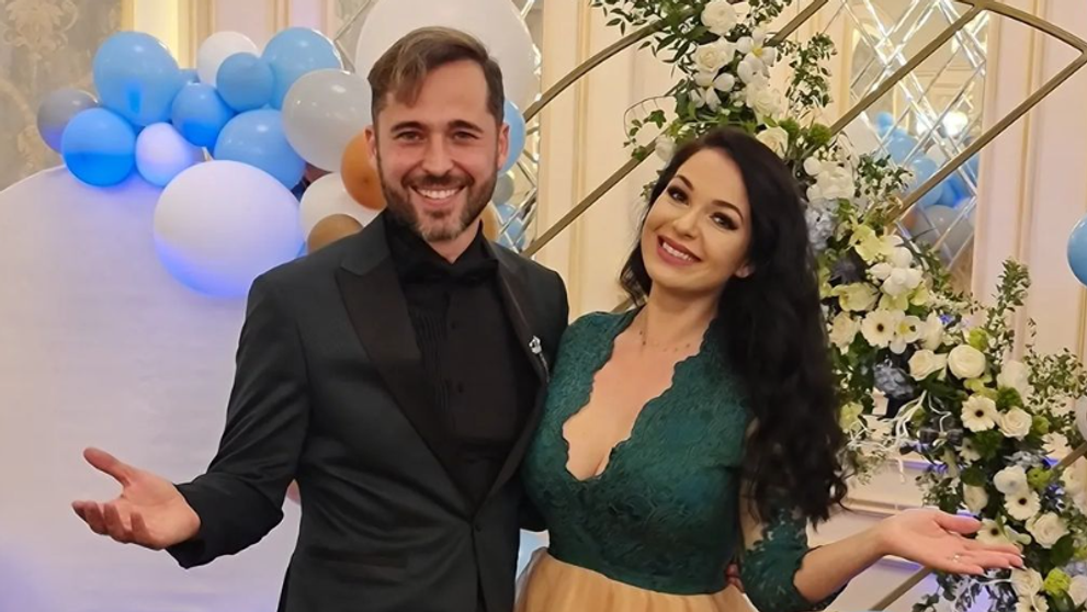 L-a părăsit Deea pe Dinu Maxer pentru alt bărbat? Ce spune artistul