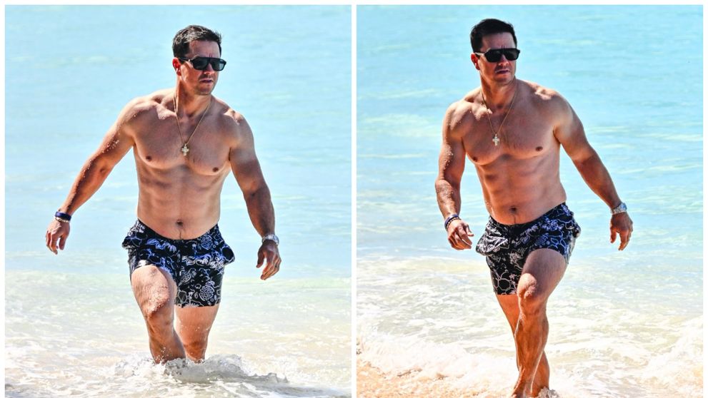 Are 54 de ani, dar tineri de 20 visează să arate ca el! Mark Wahlberg, surprins la plajă: cum arată programul draconic cu antrenamente la 3 dimineața prin care se menține în formă