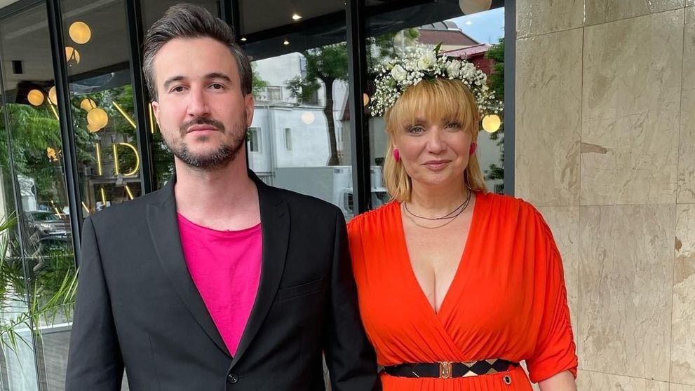 Cristina Cioran, primele declarații după ce ea și fostul soț, Alex Dobrescu, au fost surprinși la aceeași adresă. Vedeta are ordin de protecție împotriva lui: „Nu am făcut nimic greșit”
