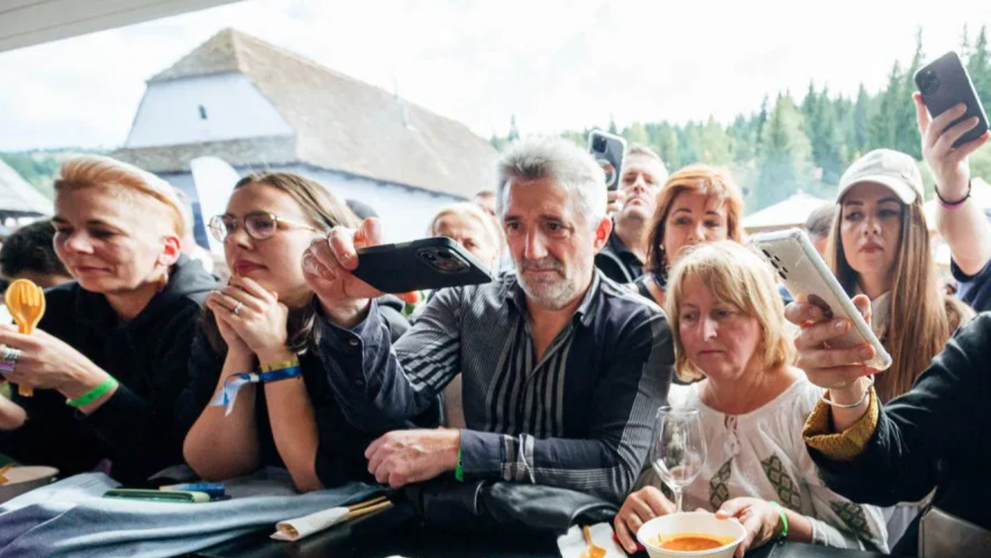 Premieră la Taste of Transylvania: Ana Roš, chef cu 3 stele Michelin, gătește în inima Transilvaniei