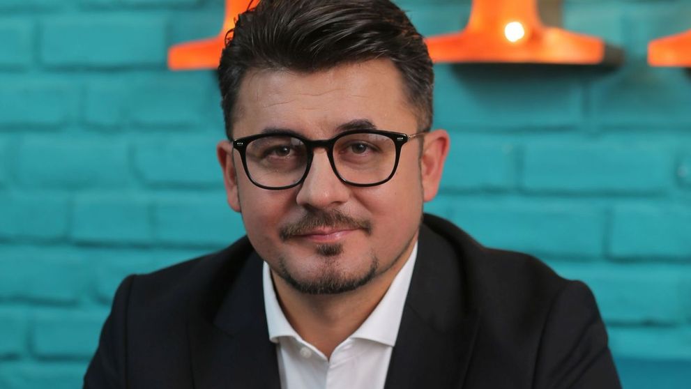 Cristian Onețiu, de la tânărul vânzător ambulant din adolescență, la milionarul de astăzi
