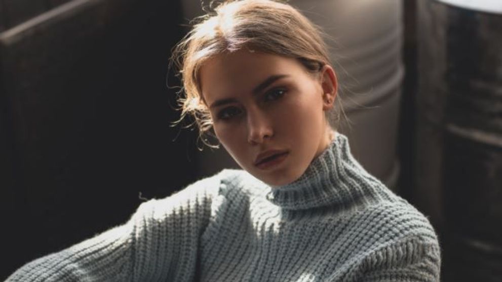(P) De ce să alegi hainele din tricot în sezonul rece și cum să le îngrijești