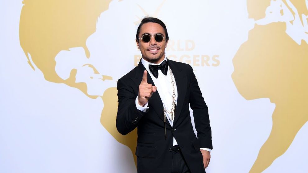 Notă de plată uriașă la restaurantul lui Salt Bae din Abu Dhabi. Celebrul bucătar a stârnit un val de furie pe net
