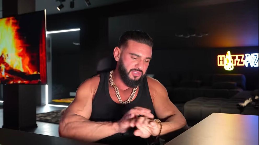 De ce nu vrea Dorian Popa să se afișeze cu noua iubită. Cei doi îndrăgostiți și-au început anul cu o vacanță la cald, în Dubai: „E fată serioasă”