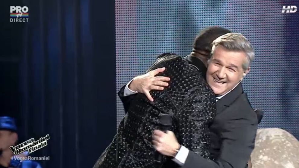 A fost ROCK! Michel Kotcha si Dan Bitman au electrizat audienta. Vezi un moment incendiar