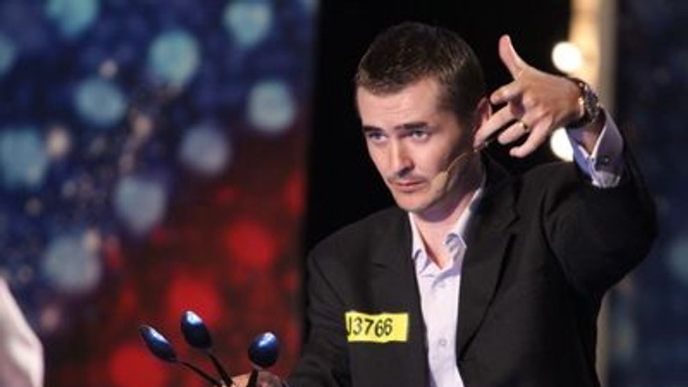 Mentalistul Cristian Gog: Unii vor sa le spun numerele la loto sau <span style=