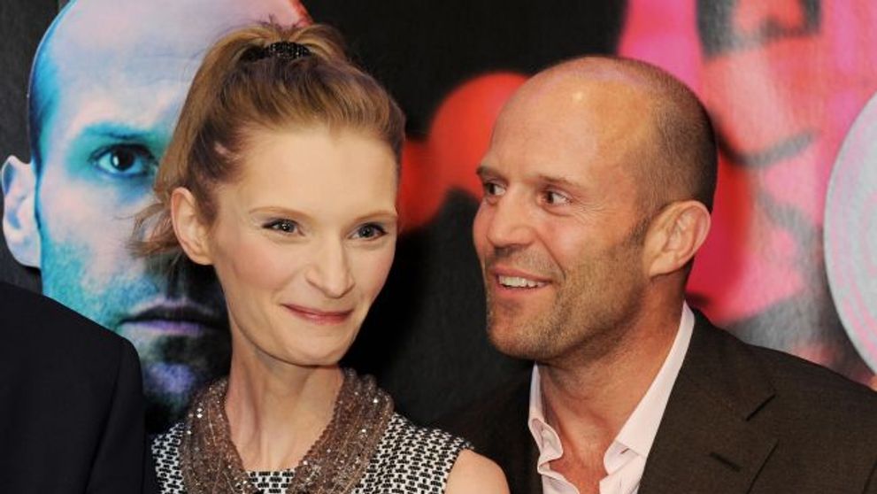 Partenera lui Jason Statham din noul film al actorului a atras toate privirile pe covorul rosu. Pare un caz clar de anorexie