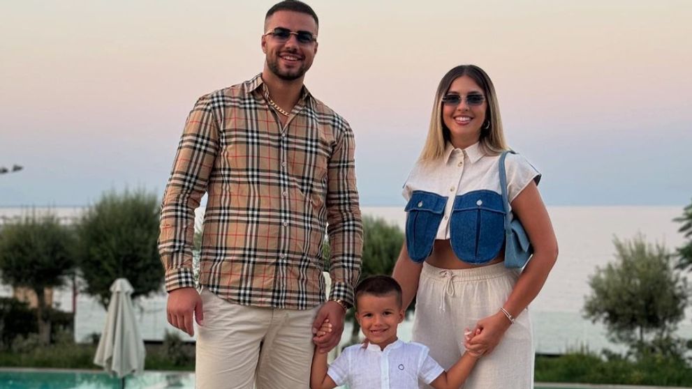 Daniela Iliescu a recunoscut motivul pentru care ea și Culiță Sterp nu îl iau pe Milan în toate vacanțele. Artistul și logodnica lui tocmai s-au întors dintr-o vacanță doar a lor: „Se simte foarte bine acasă”