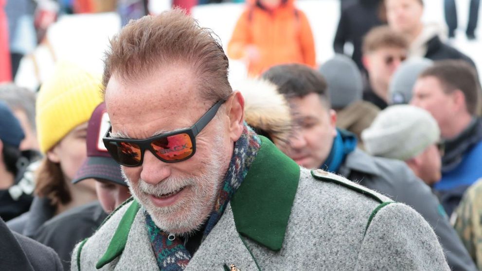 Arnold Schwarzenegger, într-o formă de zile mari! Actorul nu renunță la sală nici la 75 de ani