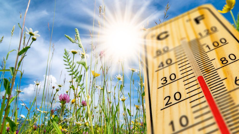 Vin temperaturi de 20 de grade Celsius. Valul de căldură nu ține mult însă, de când revin ploile?