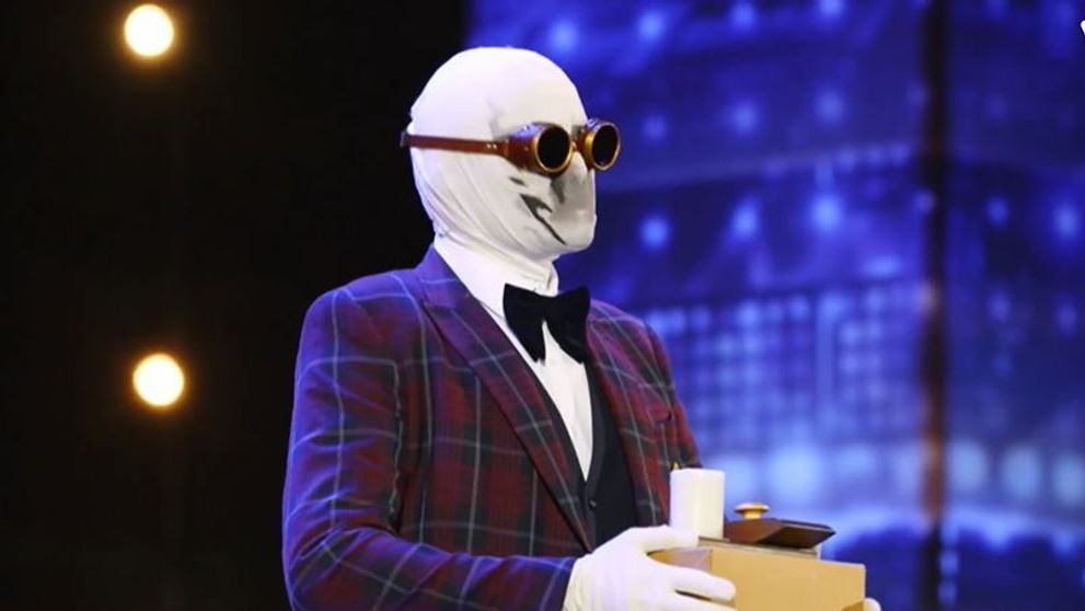 Klek Entos, concurentul care le-a dat fiori juraților de la America's Got Talent