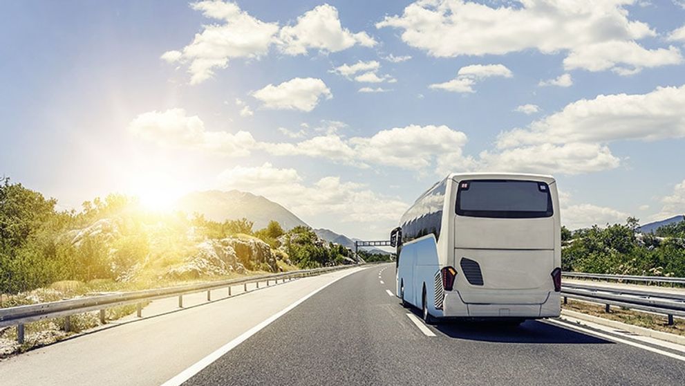 (P) Idei de destinaţii de Weekend ieftine, cu autocarul, în România
