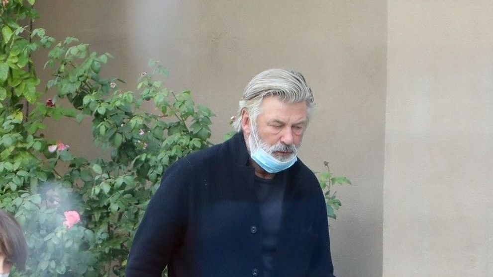 Alec Baldwin, acuzat de neglijență după ce a omorât o persoană pe platourile de filmare! Cine a depus plângere