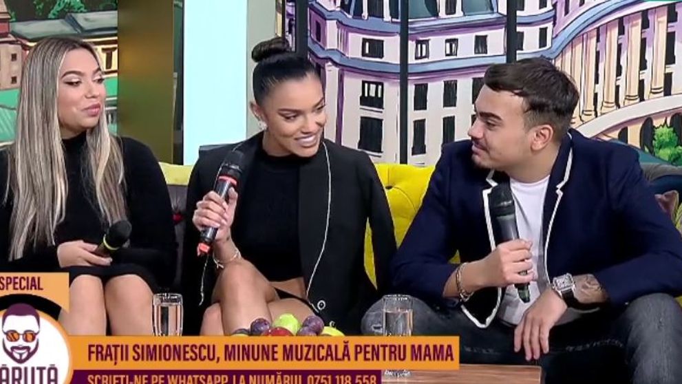 Frații Simionescu, piesă-cadou pentru mama lor: 