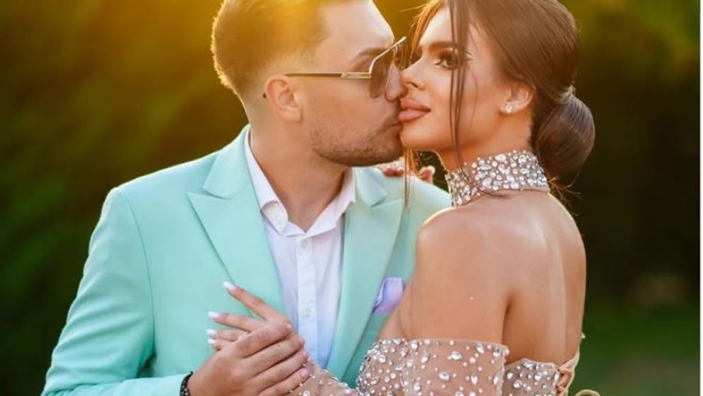 Și-a luat în brațe primul copil. Celebrul artist din Târgu Jiu a devenit tată