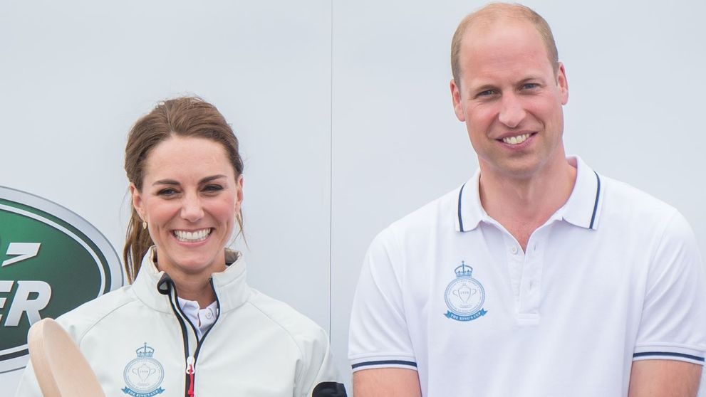 William și Kate au călătorit cu un avion de linie. Cum au reacționat ceilalți pasageri