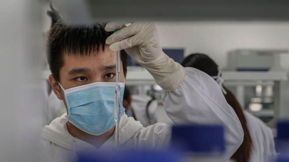 Chinezii promit că vor vinde vaccinul anti-coronavirus la un preț rezonabil întregii lumii