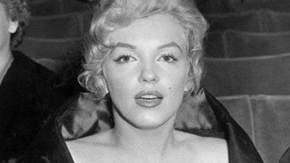 Fotografii cu Marilyn Monroe, realizate cu ocazia primului ei pictorial, vandute la licitatie. <span style=
