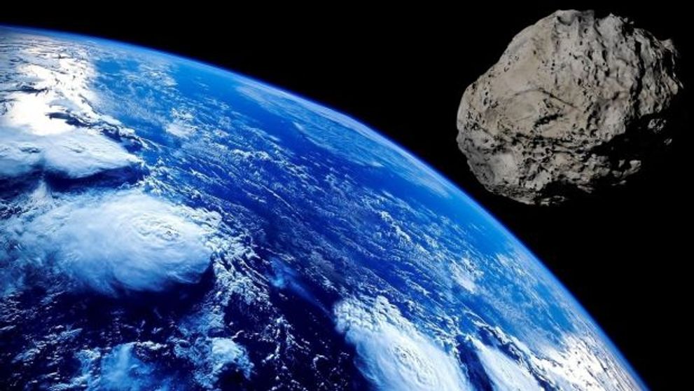 Asteroidul Apophis, denumit după zeul egiptean al haosului, se va apropia de Pământ într-o vineri, pe 13. Care sunt șansele să ne lovească