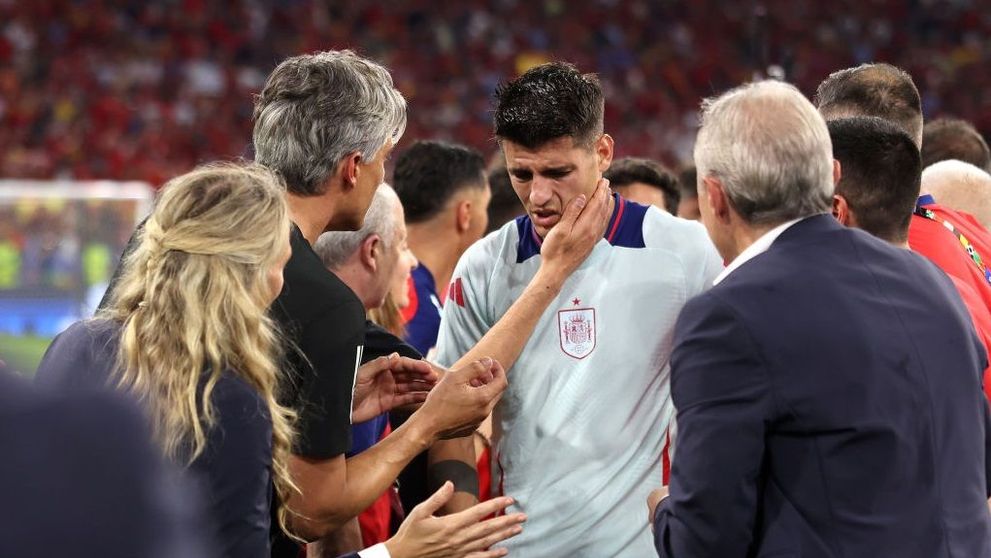 Cum au reacționat suporterii spanioli după ce Spania s-a calificat în finala de la EURO 2024! Atacantul Alvaro Morata a fost accidentat