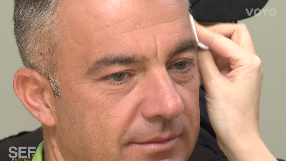 Cum arată Daniel Mischie în postura de angajat City Grill. Cine va fi sub acoperire VIDEO