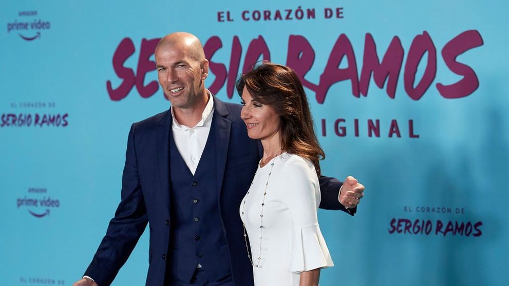Zinedine Zidane, dezvăluiri despre cum s-a îndrăgostit de soția sa. Sunt împreună de 26 de ani