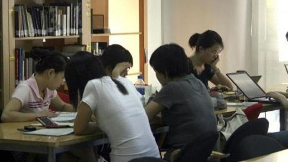 INCREDIBIL! Lectii despre sex in universitatile din Pekin!