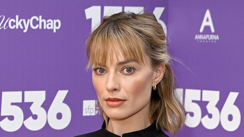 „Are privirea lipsită de viață, și-a pierdut strălucirea!” Apariția lui Margot Robbie a declanșat un val de reacții critice în rândul fanilor
