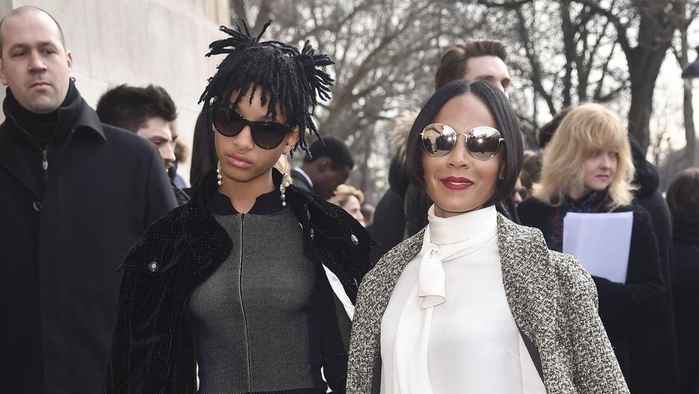 Fiica lui Will Smith nu mai e o fetita. Cum a aparut adolescenta la Saptamana Modei de la Paris, unde si-a eclipsat mama
