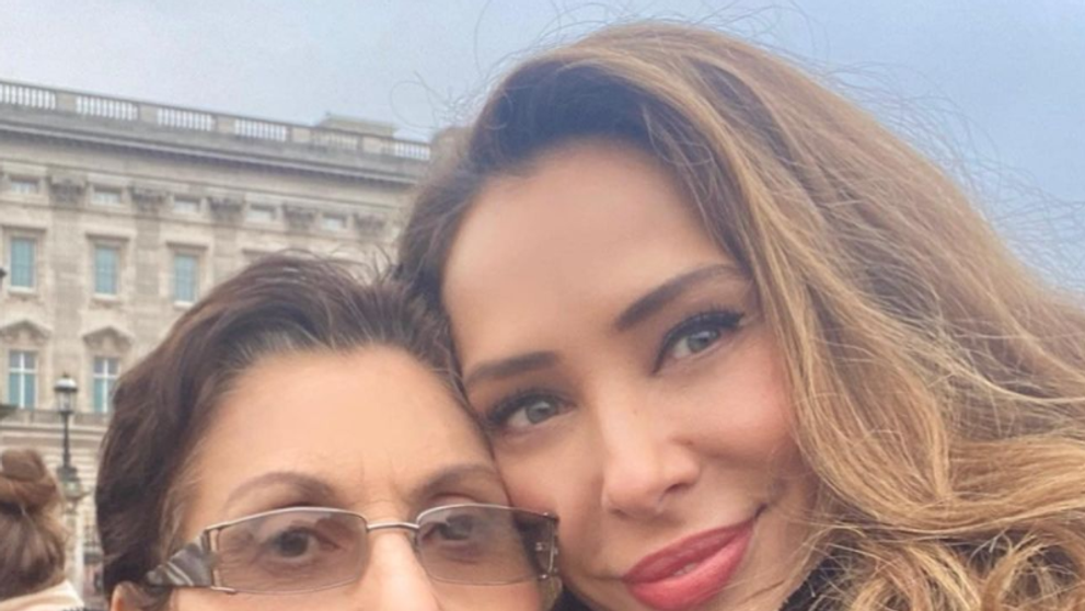 Iulia Vântur, mesaj emoționant pentru mama sa: “Nu e loc mai iubitor decât în brațele tale”