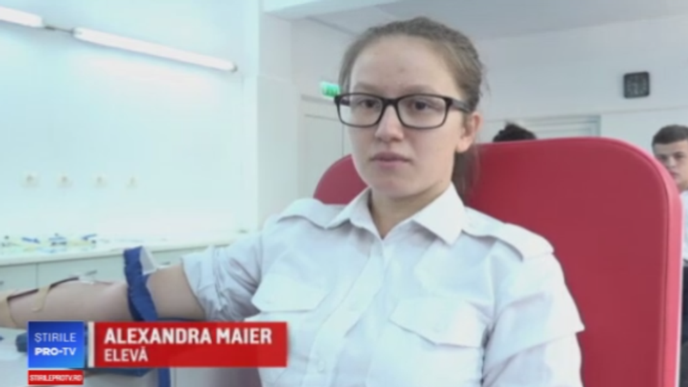 Elevii militari din Alba Iulia au donat sange pentru a salva vieti