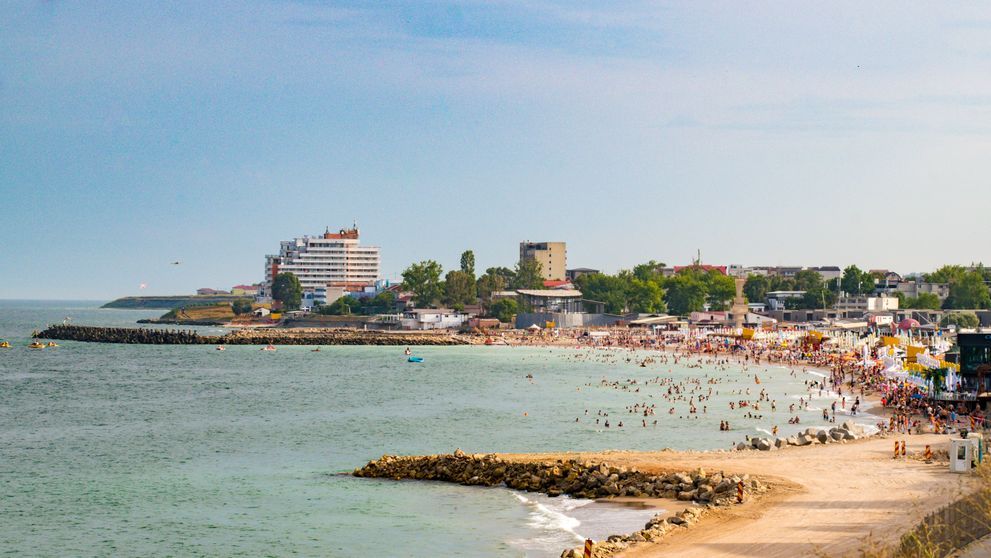 Câți bani scoți din buzunar pentru 1 Mai la mare. România sau Bulgaria, care variantă e mai avantajoasă