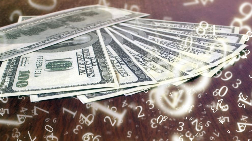 Horoscop financiar pentru weekendul 2–3 mai 2026. Cele trei zodii care pot câștiga sume importante cu ușurință