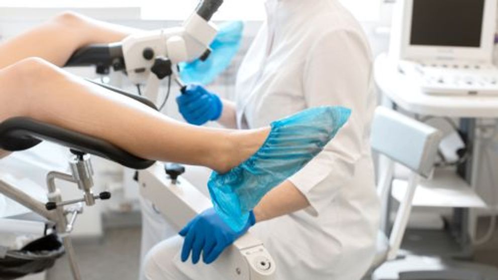Certificatul de virginitate, interzis de ONU, dar eliberat în continuare de medicii români