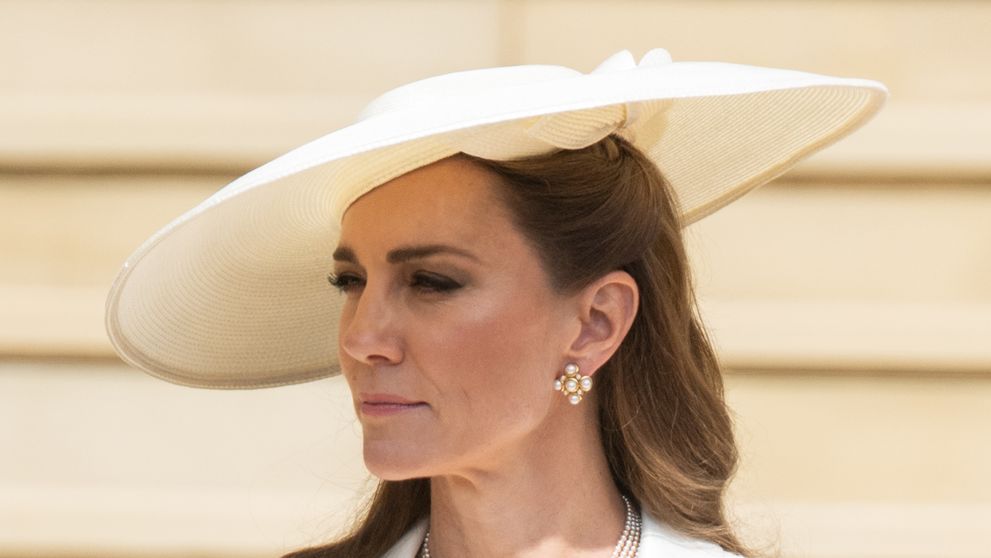 Boala lui Kate Middleton, mult mai gravă decât s-a spus inițial. Recuperarea e un miracol în sine