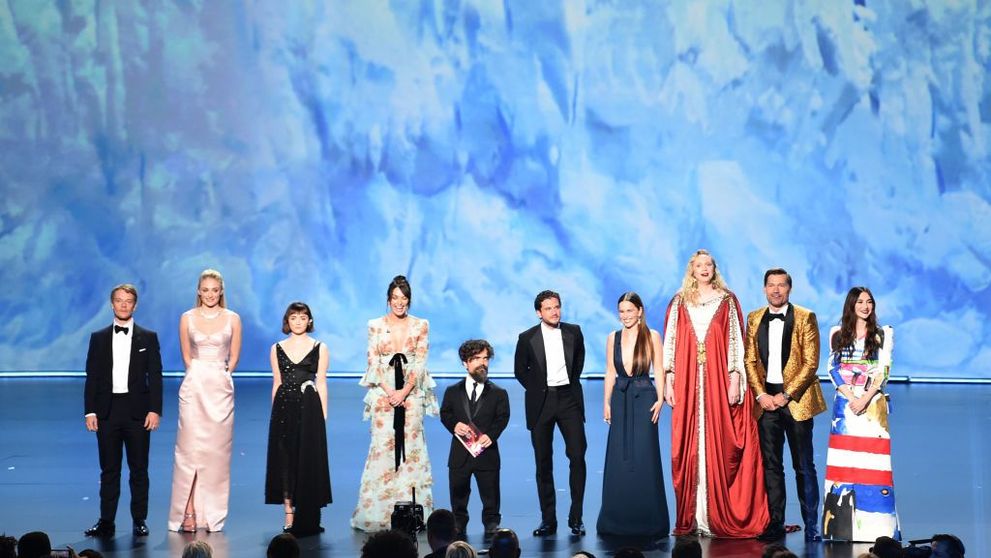 Game of Thrones, marele câștigător de la Premiile Emmy. Cum s-au prezentat actorii pe covorul roșu
