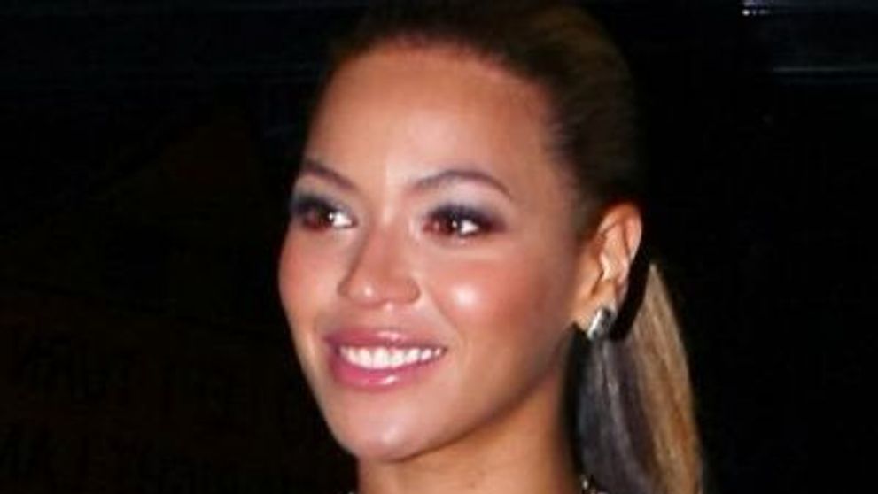 Fotografia zilei: Sexy mama! Beyonce, abdomen super plat la 2 luni dupa nastere